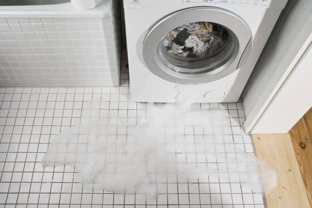 علت نشتی آب از زیر ماشین لباسشویی دوو